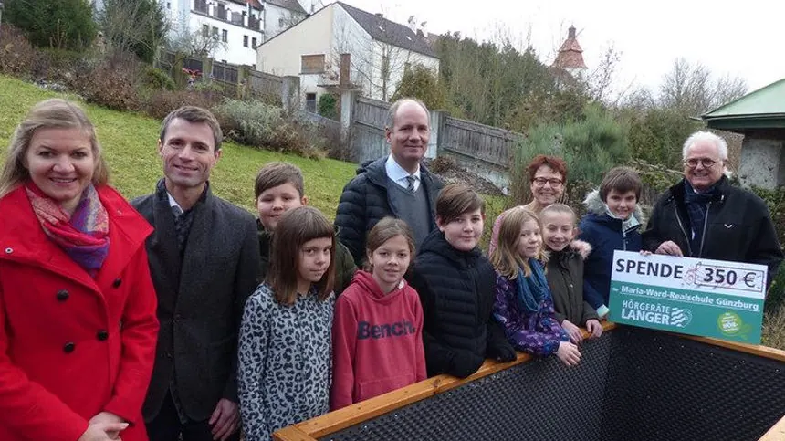 Spendenübergabe an die Maria-Ward-Realschule in Günzburg am 10.12.2019